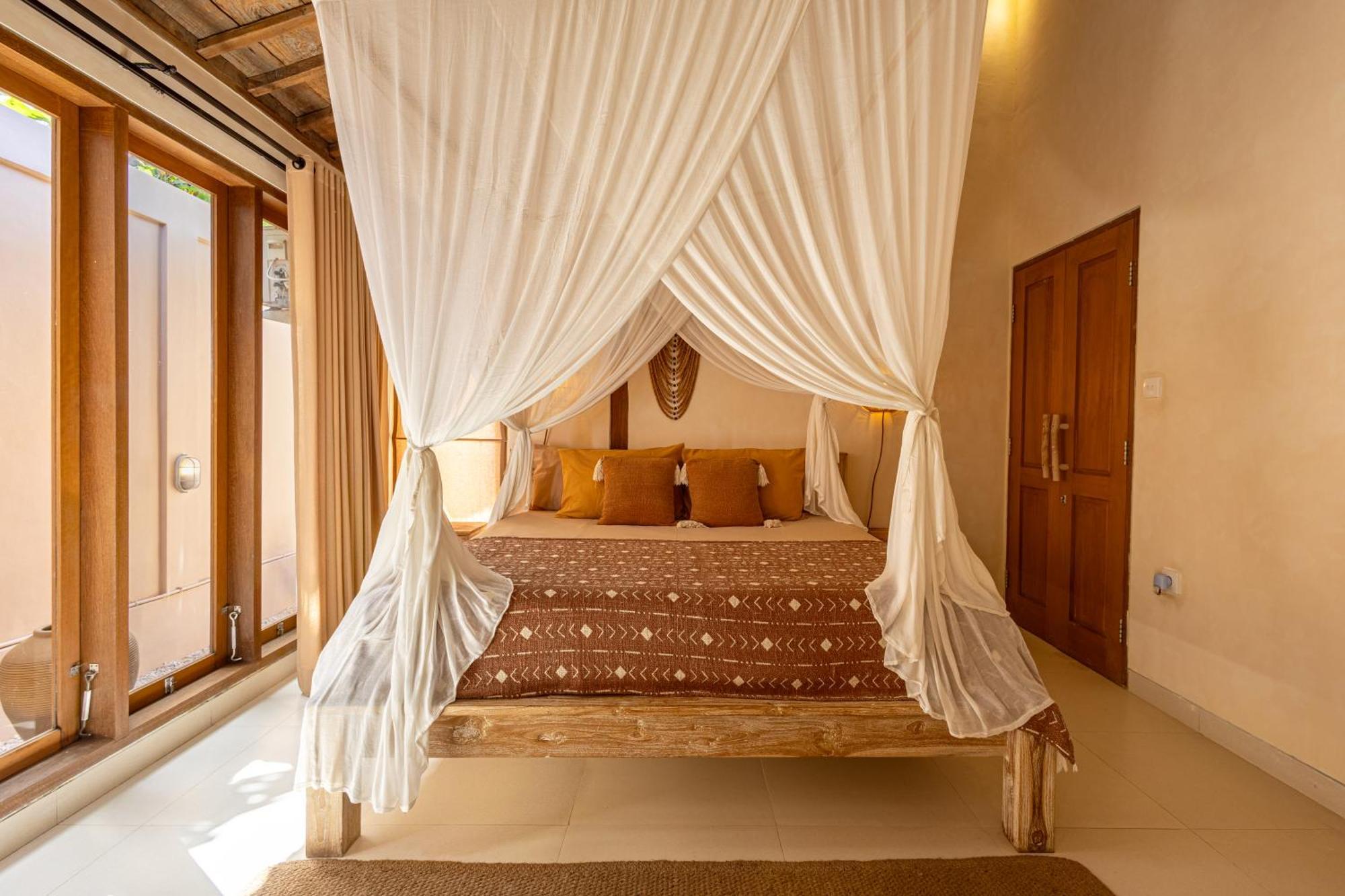 The Pink Joglo, A Cheerful 3Bdr Villa W/Pool And Rice-Field View. Dalung  Exterior foto
